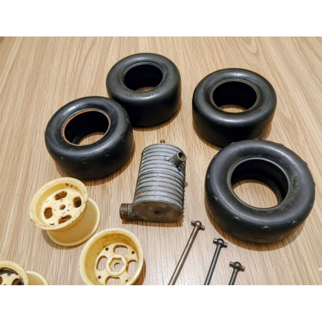 knalpot kyosho landjump ban kyosho landjump velg kyosho landjump dogbone kyosho landjump dogbone kyo