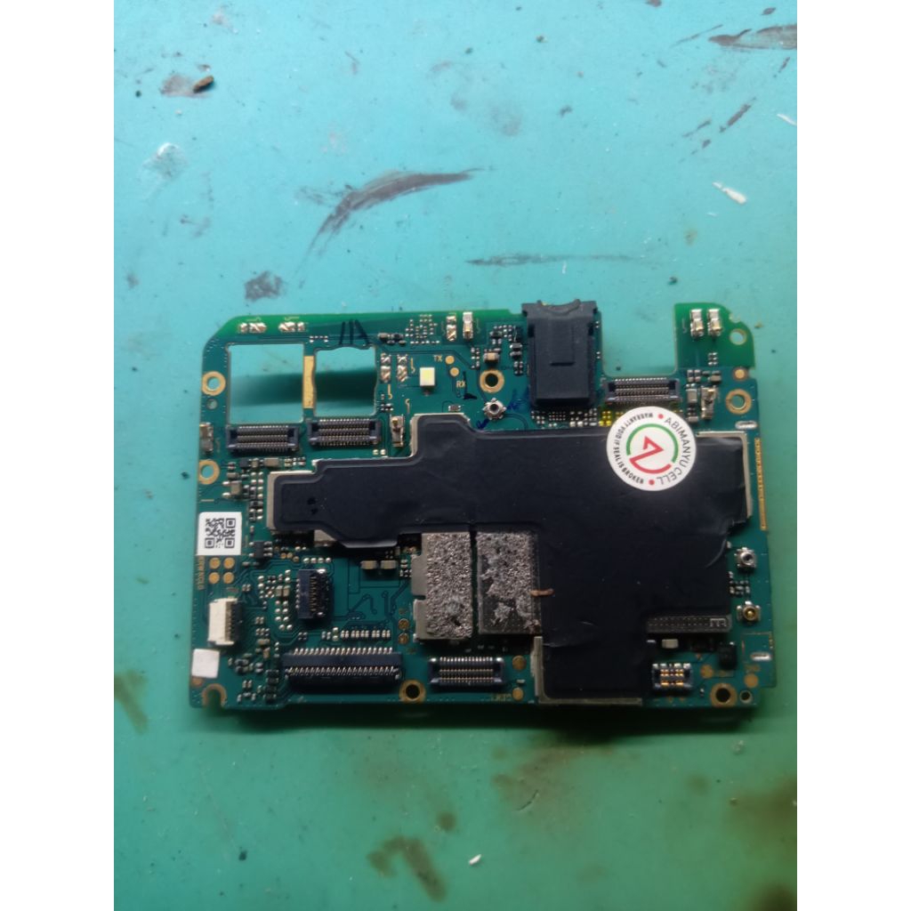 Mesin Asus Zenfone Max Plus M1 (ZB570TL/X018D). 