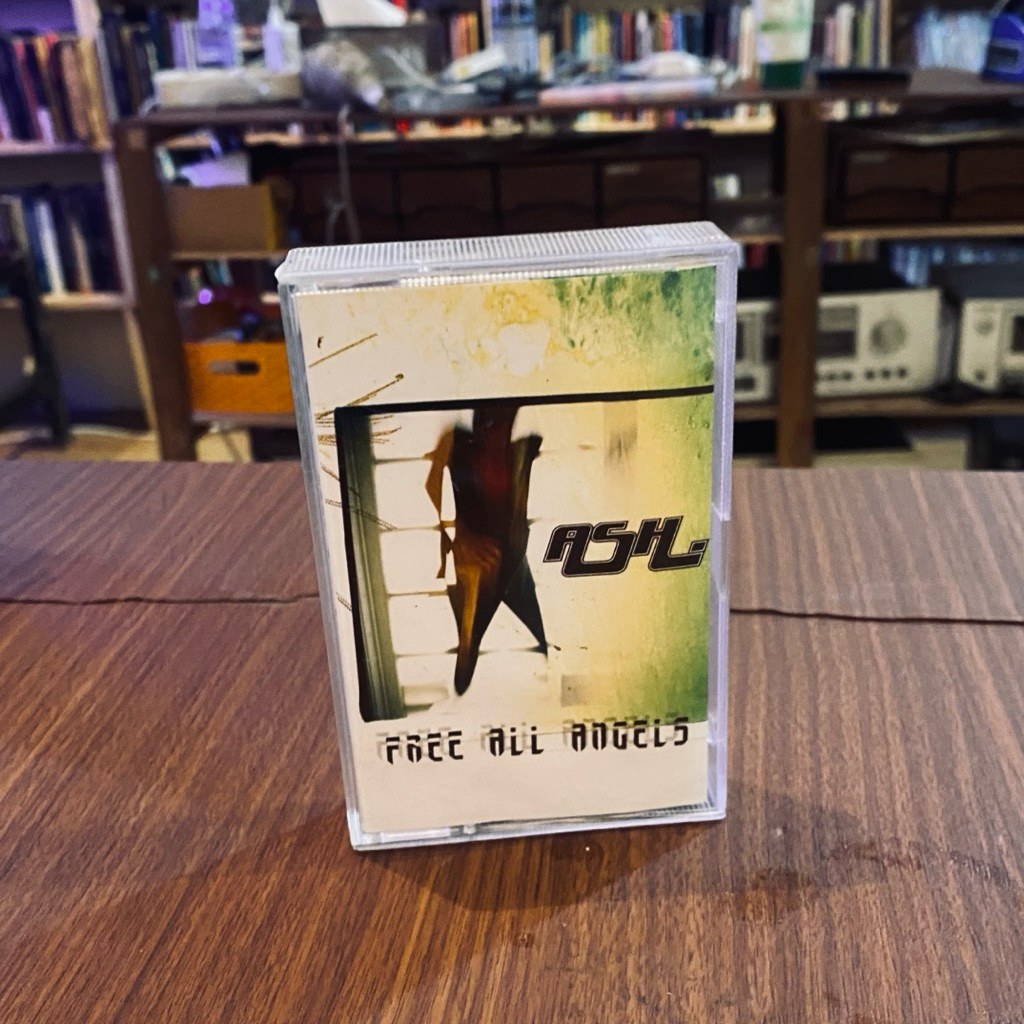 KASET PITA ASH - FREE ALL ANGELS