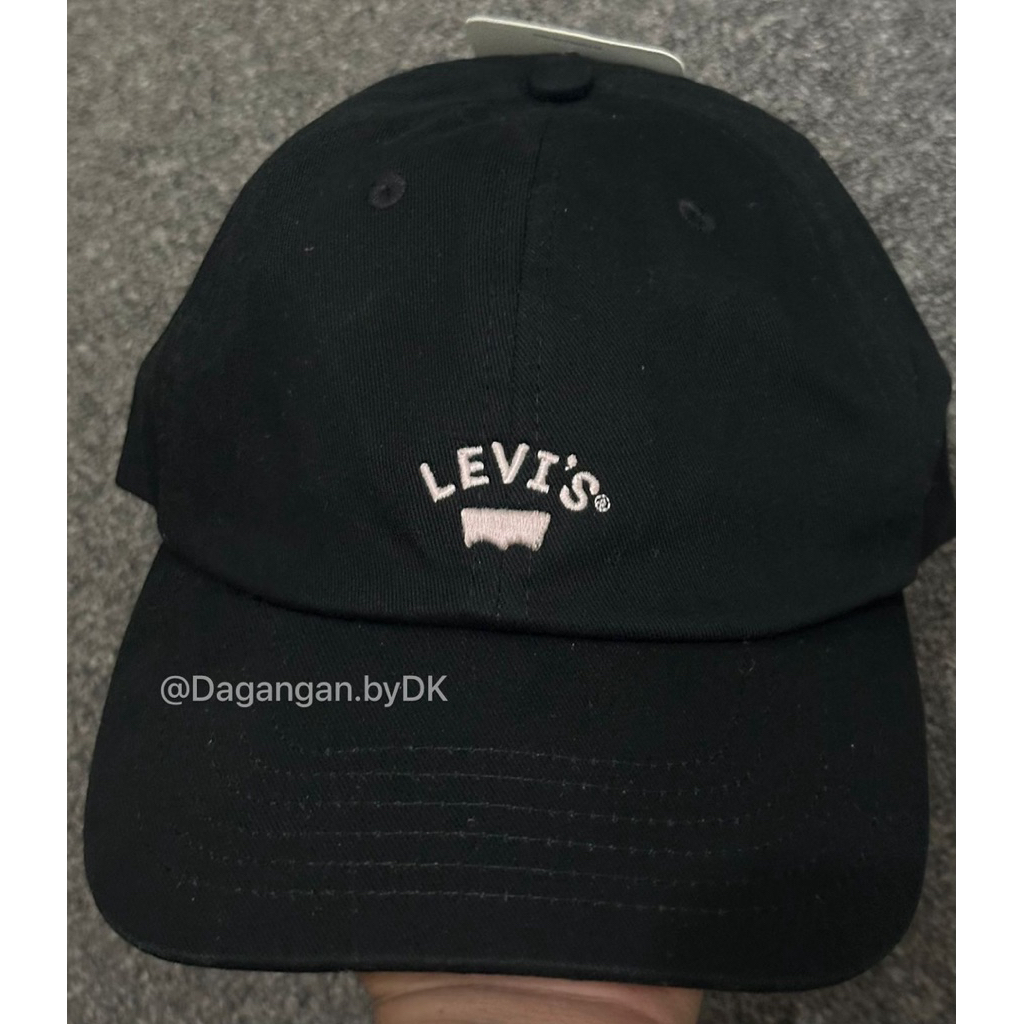 Topi Levis 3D Logo Central Original 100% Black & Pink