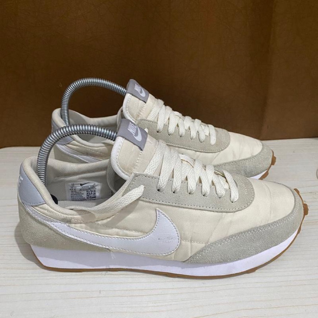 Sneakers second - PRELOVED Nike Daybreak Ivory Light Smoke Grey Size UK 7.5 / 42