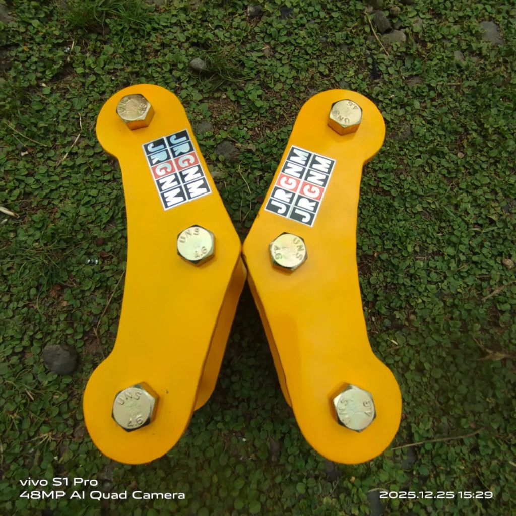 Anting Per Daun / Peninggi Per Mobil 15cm Carry t100