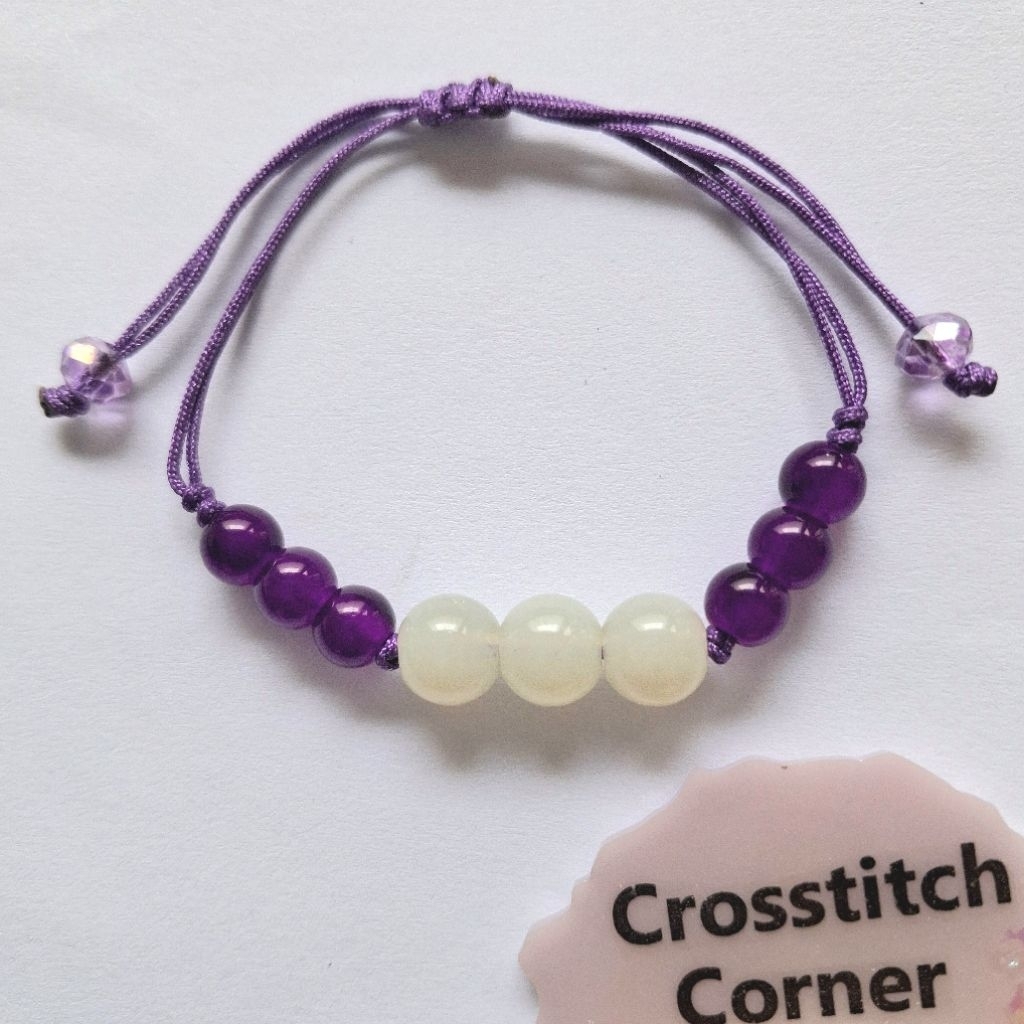 Gelang manik giok kaca