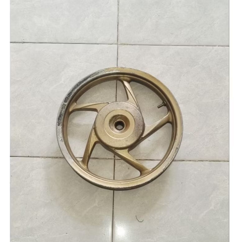 pelek belakang vario 125 old ( kzr )