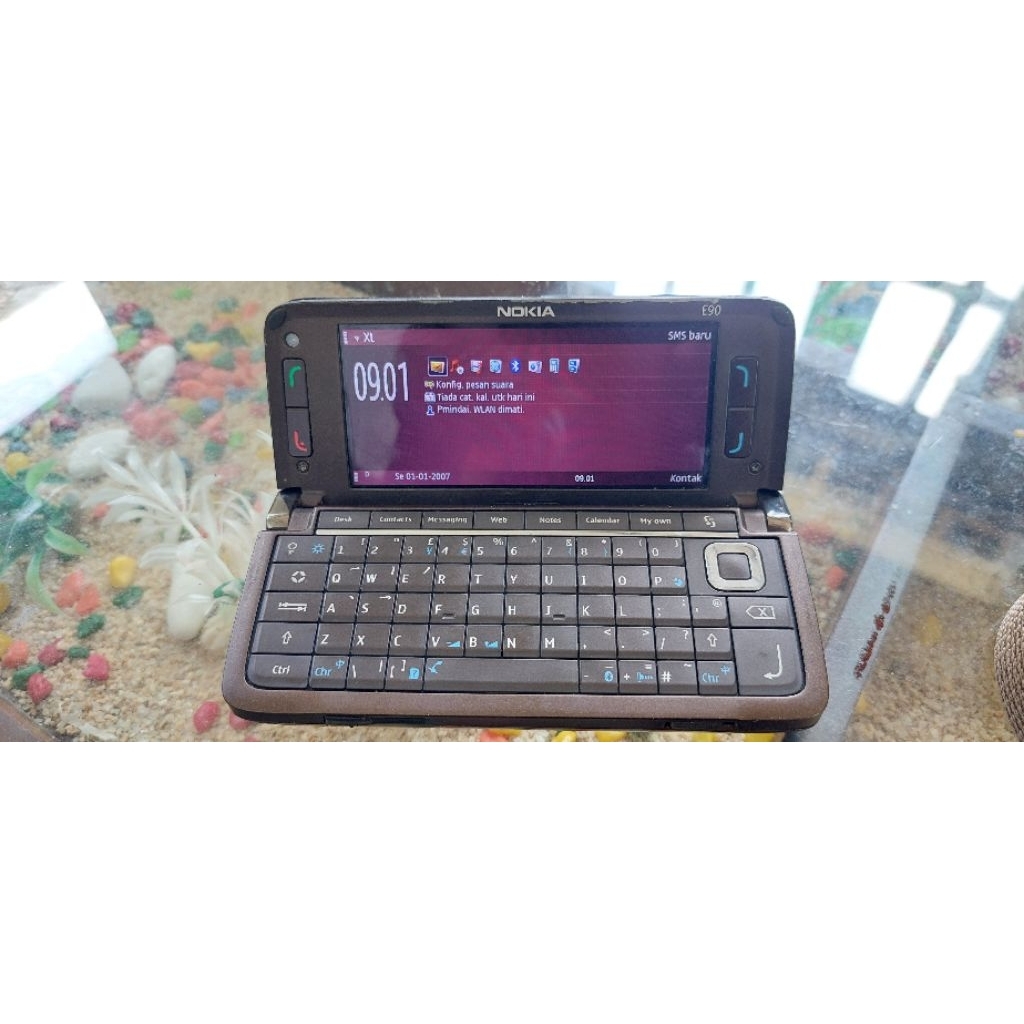 nokia e90
