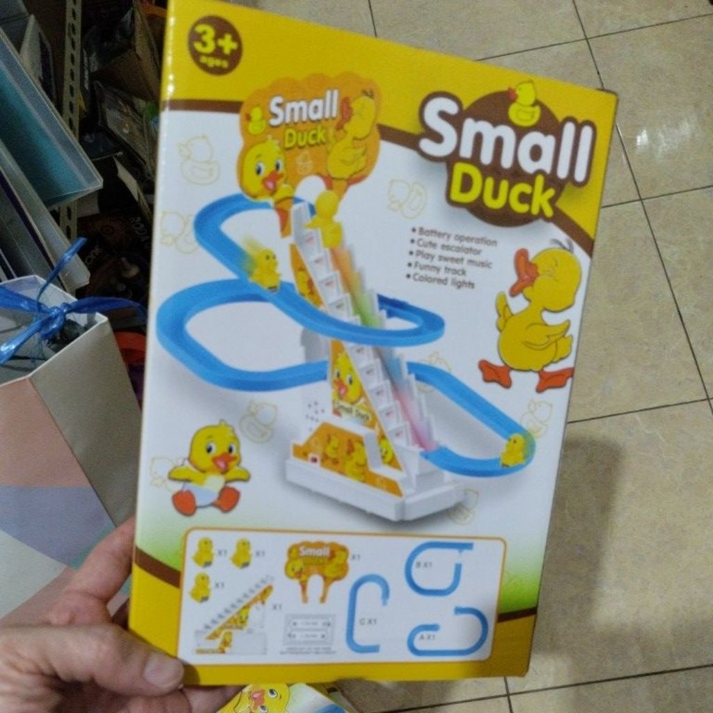 oketoys mainan bebek tangga little duck small duck speed slide