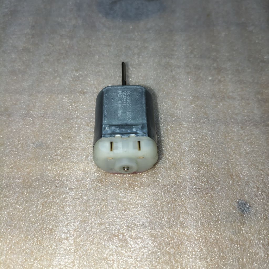 Dinamo Spion Elektrik Universal Mobil