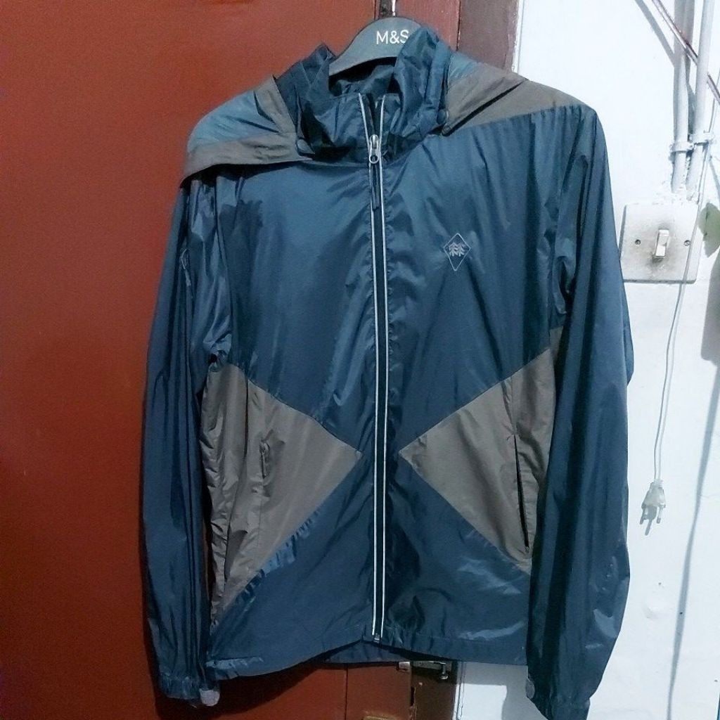 Jacket Running Gorpcore Kolon Sport || Jakett Olahraga Unisex Windbreaker