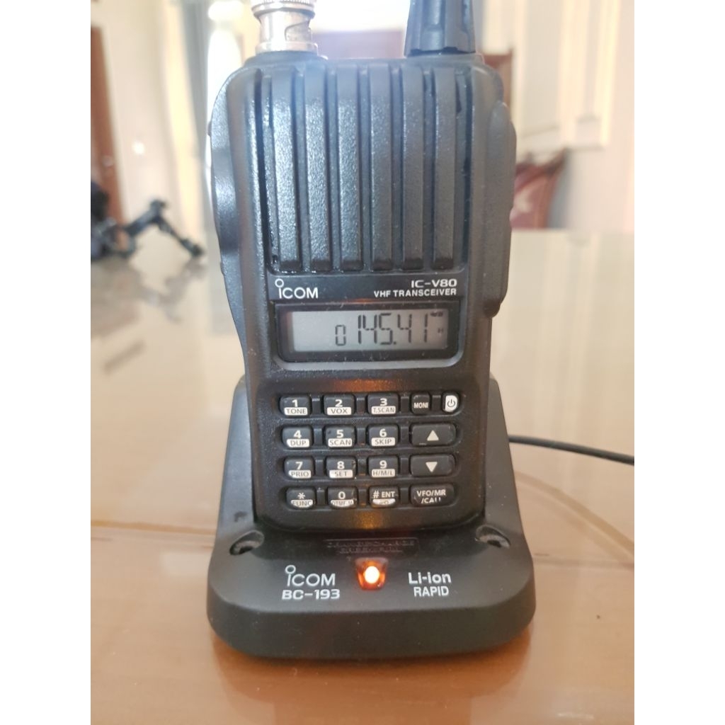 ht icom ic-v80