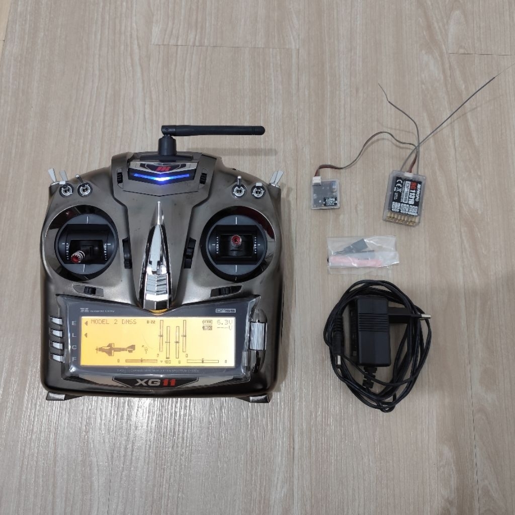 Remote RC JR Propo XG11 TX RX