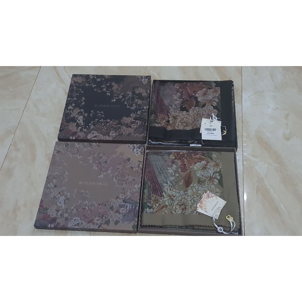 Buttonscarves Seoul Series