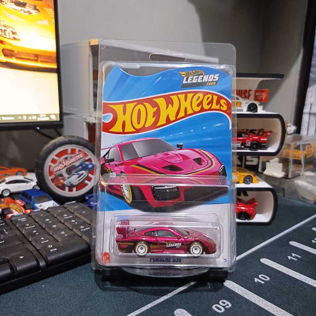 Hot Wheels Legend Tour Porsche 935 Pink Mulus