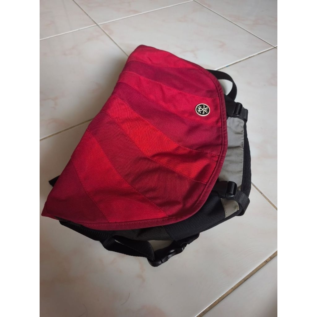 Crumpler Barney rustle blanket Messenger Bag