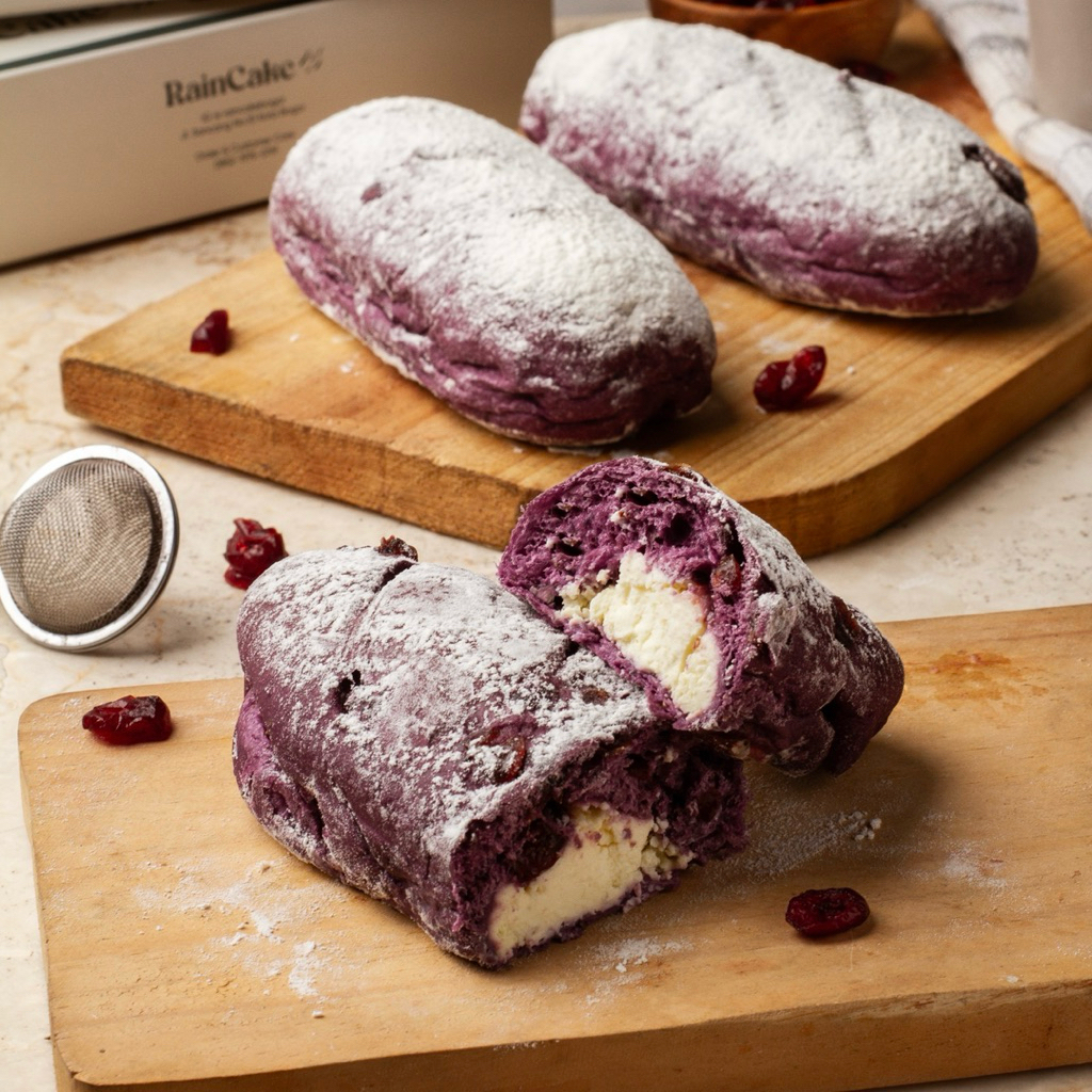 Roti Cranberry Cheese - Premium Breakfast Bun - Roti Sourdough