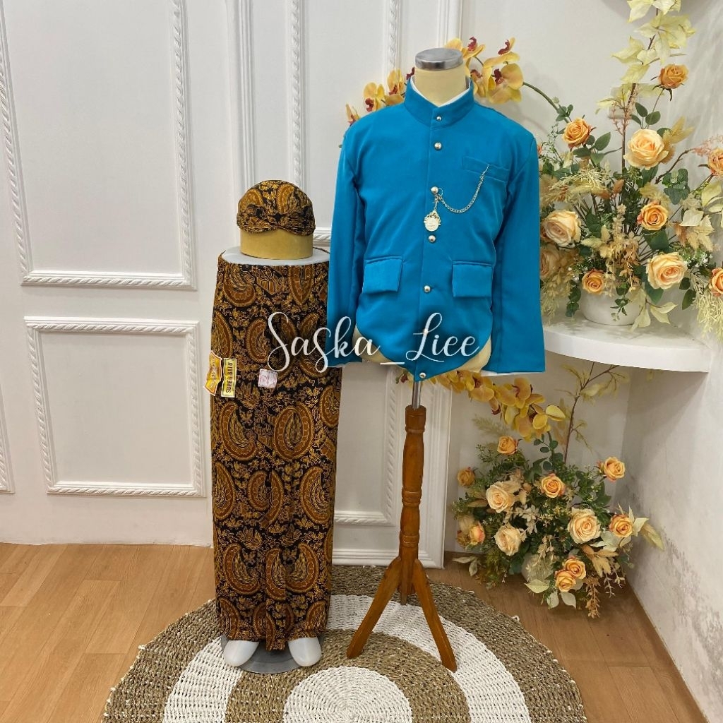(1 Set, Cowok) Setelan Pria Tradisional  Adat Jogja | Beskap Jogja + Blangkon Jogja + Jarik Instan |