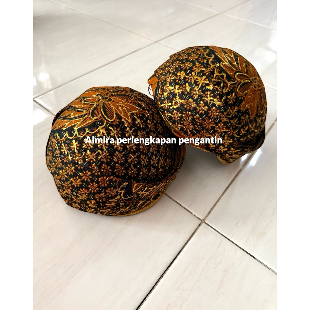 Blangkon Motif Truntum Prada/ blangkon truntum lis emas