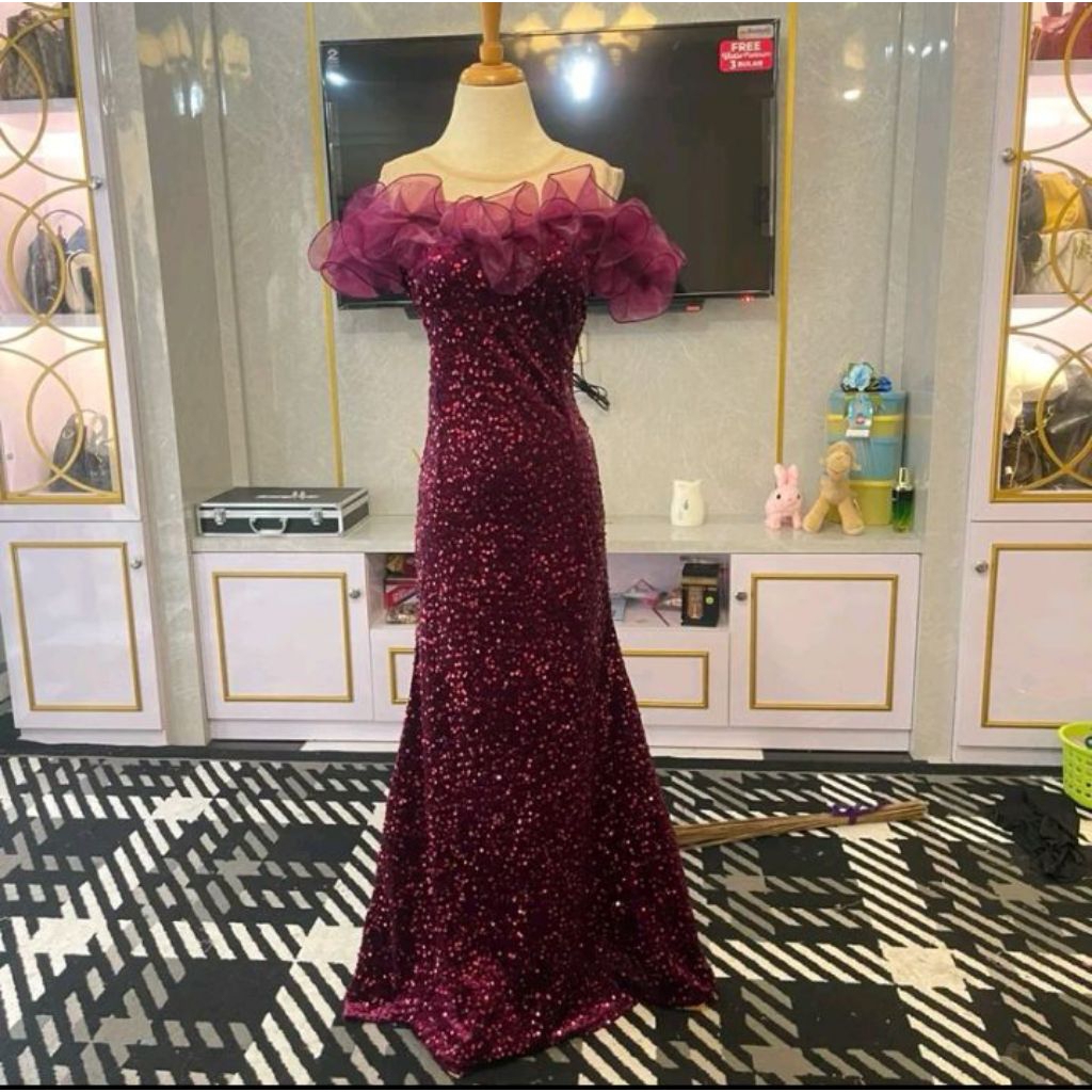Gaun penyanyi panjang Bludru squin full Preloved