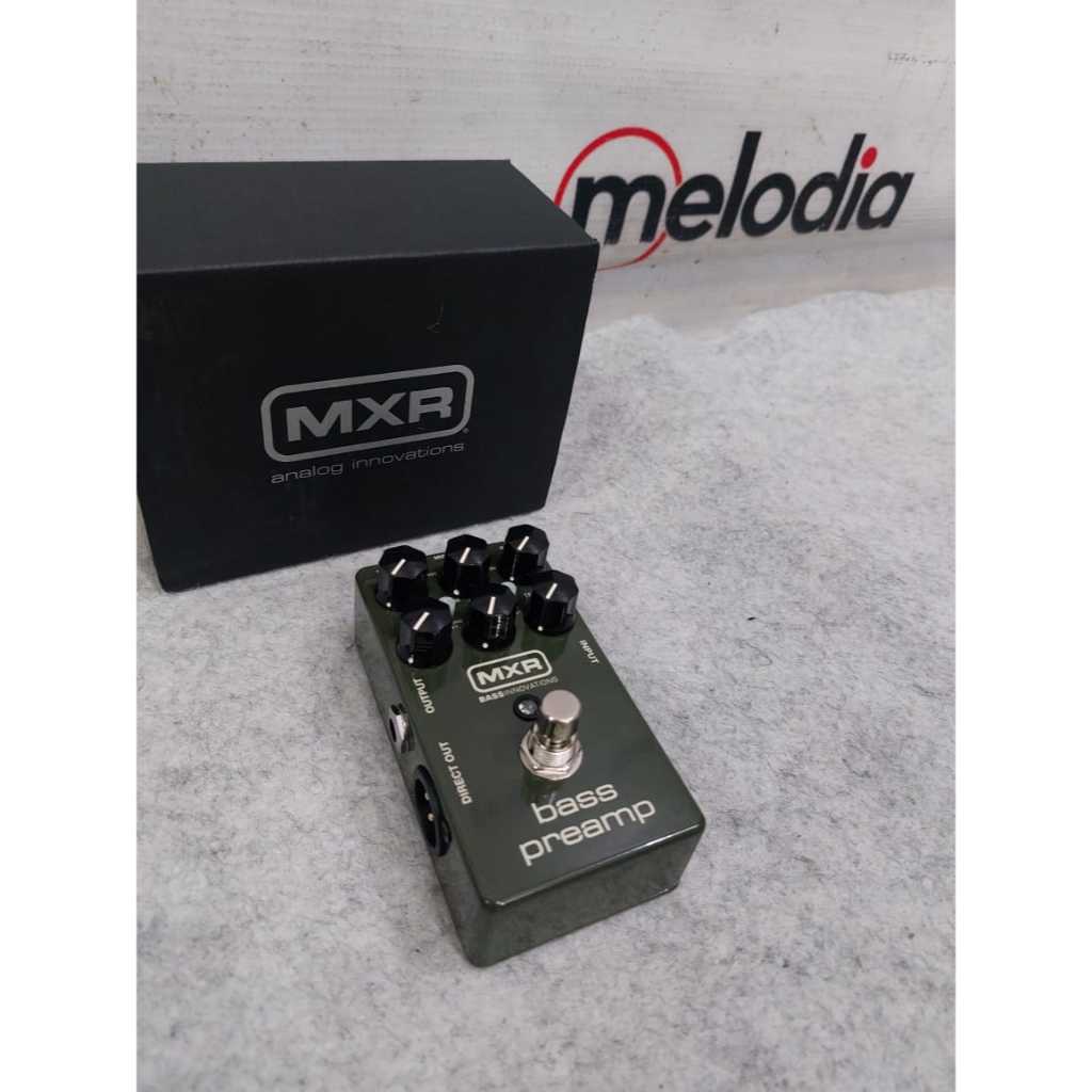 Jim Dunlop MXR M 81 Bass Preamp Effect Pedal