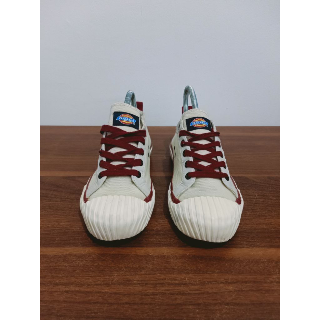 Sepatu Dickies Casual Ukuran 40
