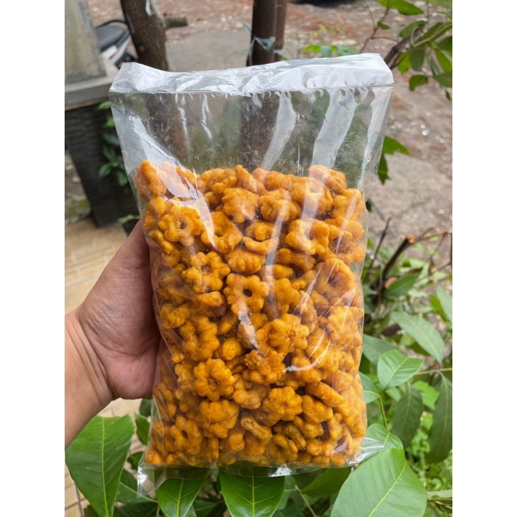 kembang ribut cemilan gurih