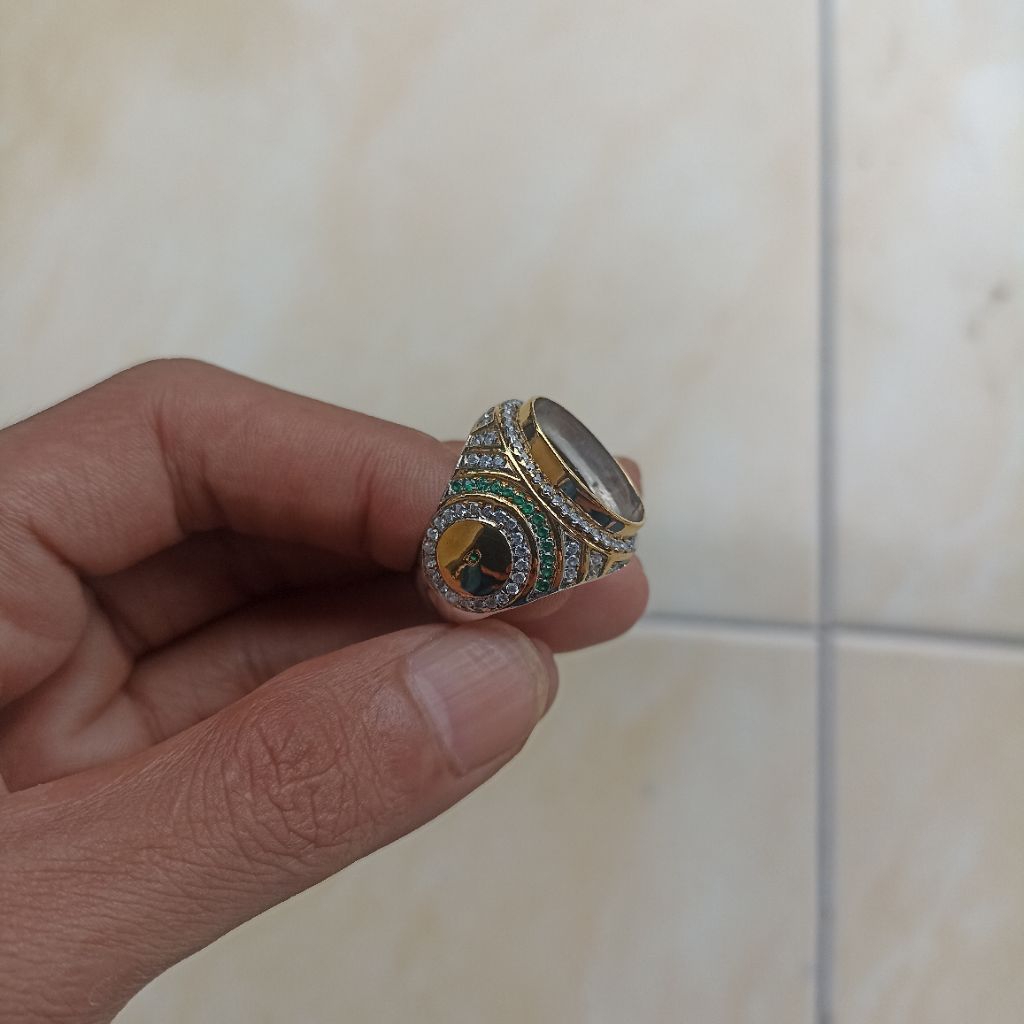 RING/EMBAN/IKETAN/CINCIN BATU BACAN GULAU MEWAH DAN ELEGAN BAHAN KUNINGAN SARI SUPER