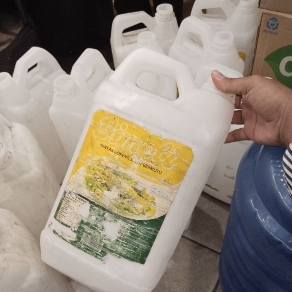 Jerigen btl minyak bekas tanpa tutup