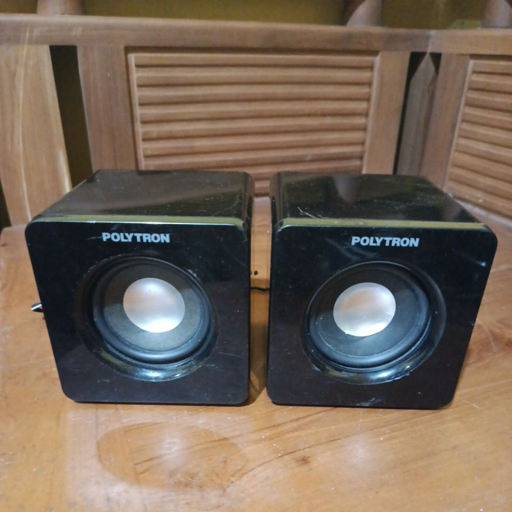 Speaker  Polytron 3 inch 4 ohm pasif sepasang