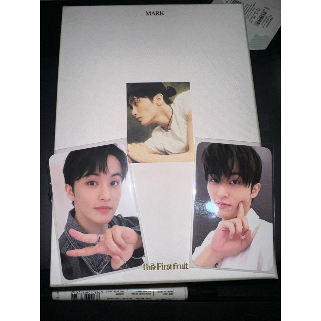 MARK BOOKCASE TRILOGY THE FIRSTFRUIT & PC SET STYLEKOREAN