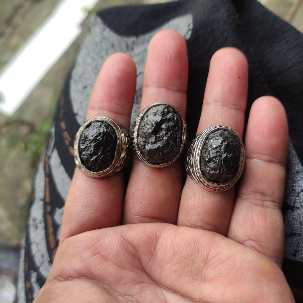 Cincin batu akik badar besi selonatah Majapahit 100% garansi natural asli alam