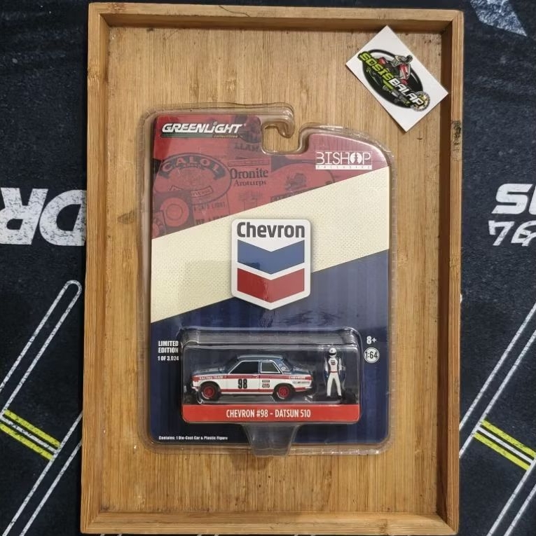 GREENLIGHT DATSUN 510 CHEVRON #98