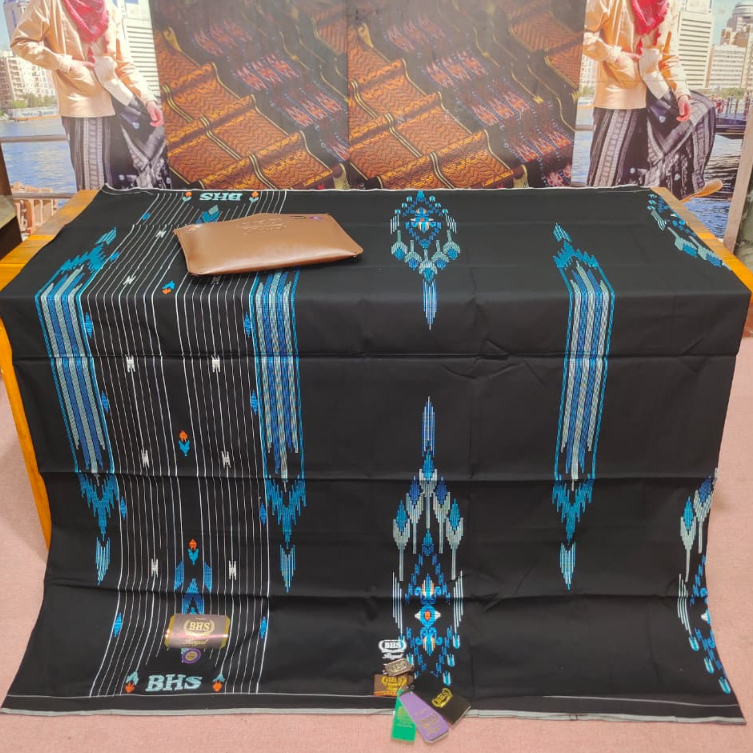 SARUNG PRIA DEWASA BHS ROYAL GOLD TYPE STB HITAM BIRU