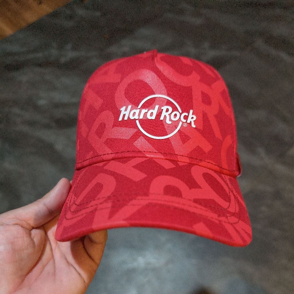 Original topi hardrock milan
