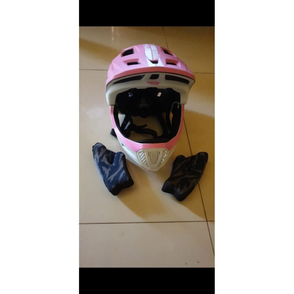 helm pushbike preloved bat fox