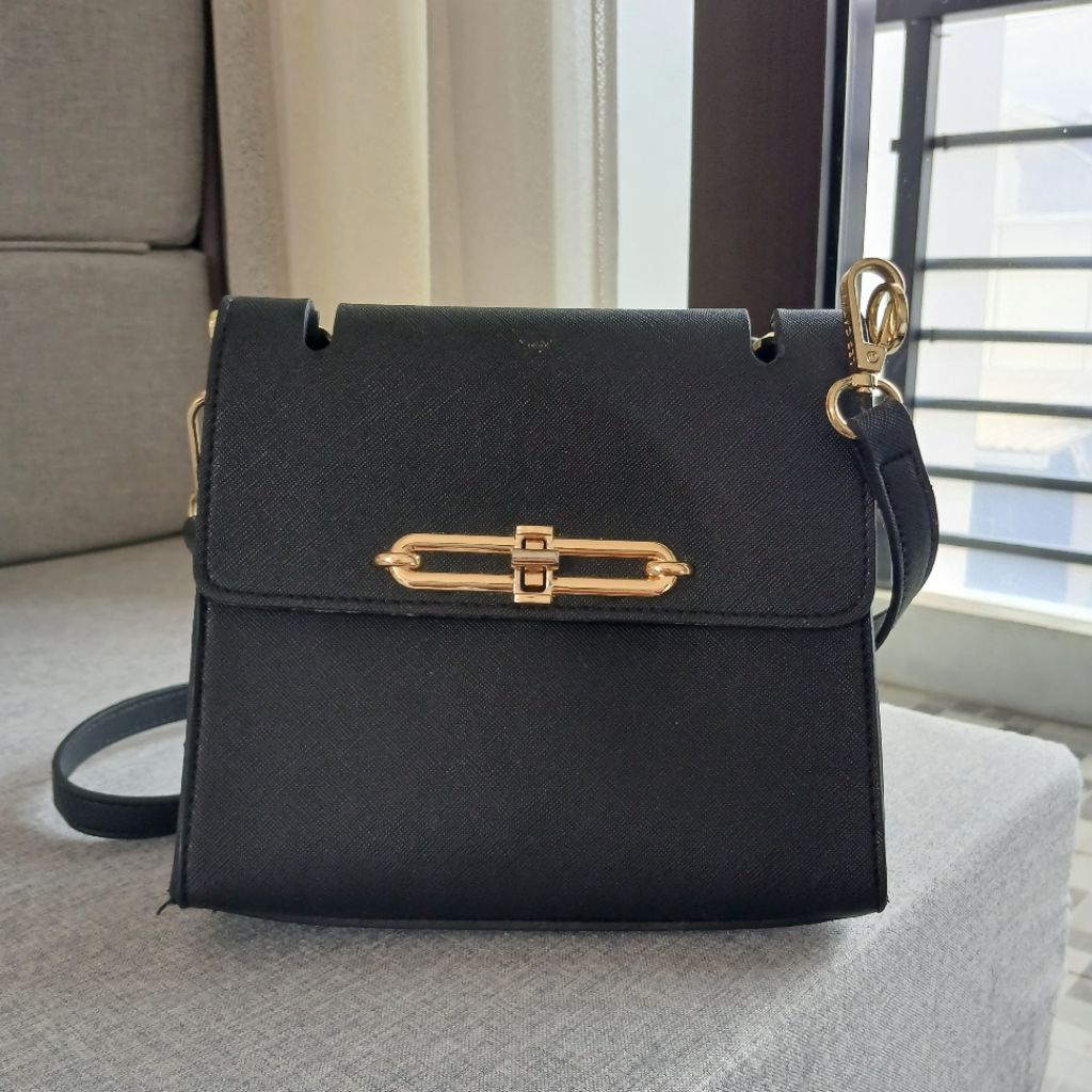 Tas Les Catino hitam