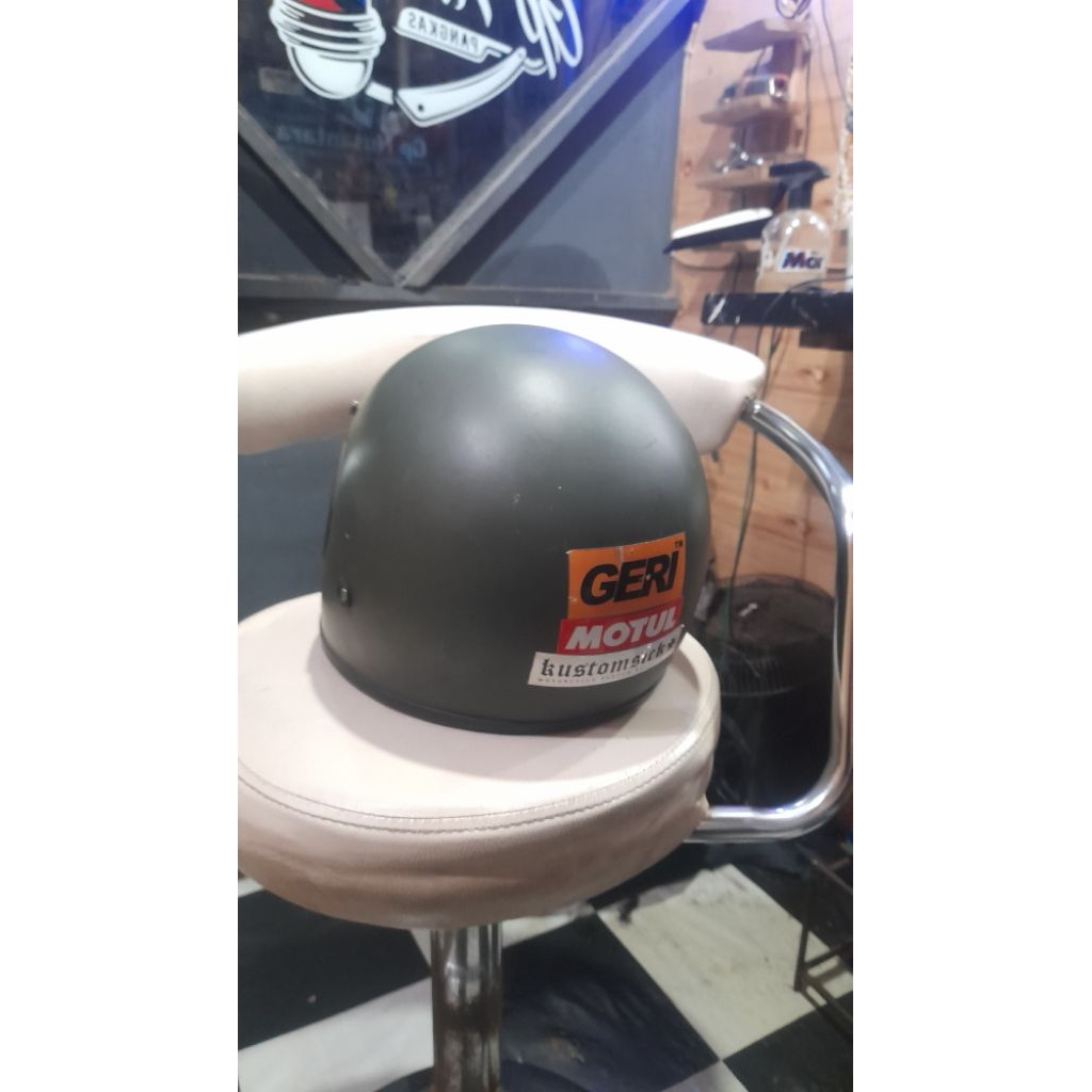 helm cakil retro