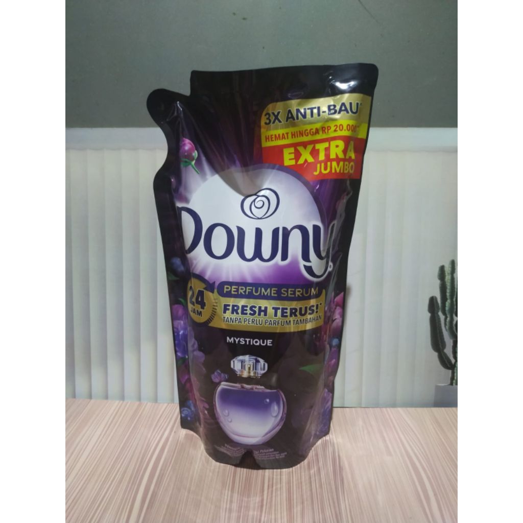 Pewangi Pakaian Downy 1,5 Liter