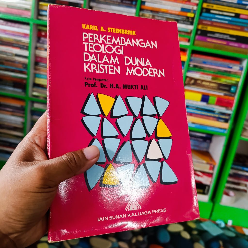 buku perkembangan teologi dalam dunia Kristen modern Karel A Steenbrink original