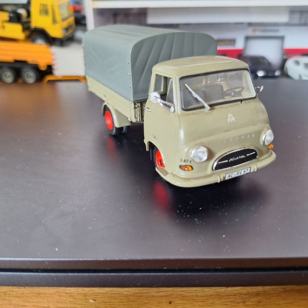 Diecast HanomaG Kurier 1958 Minichamps 1/43