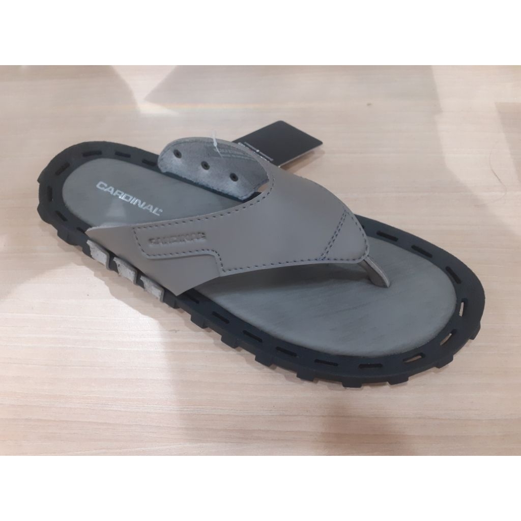 Sandal Pria Casual CARDINAL   Terbaru 40-44 (100% ORIGINAL)