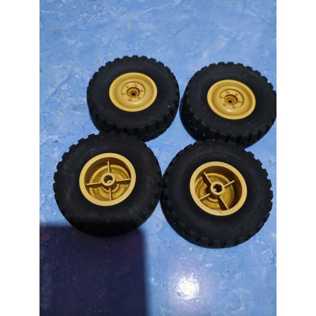 ban bekas mobil rc unimog