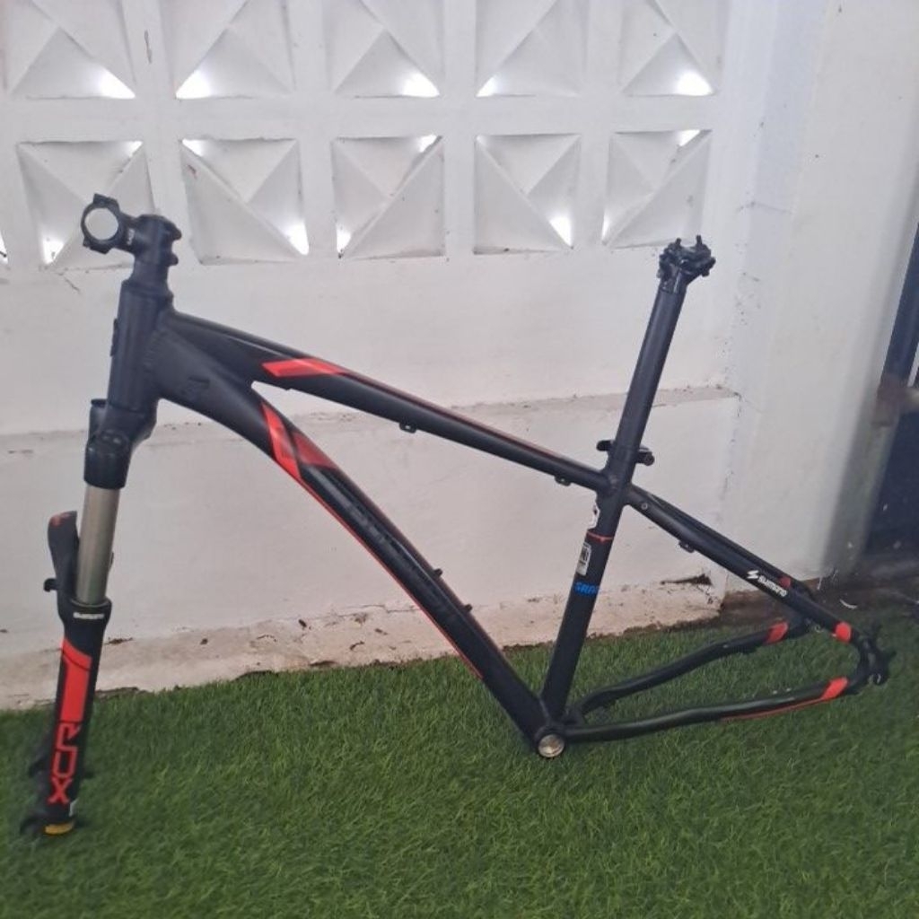 Frame set MTB Polygon Xtrada 6 size S Alloy