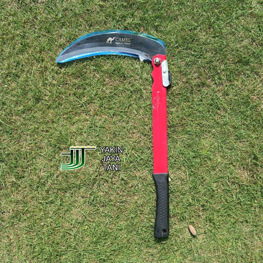 alat penyiang/pembersih rumput cap camel lipat- arit lipat