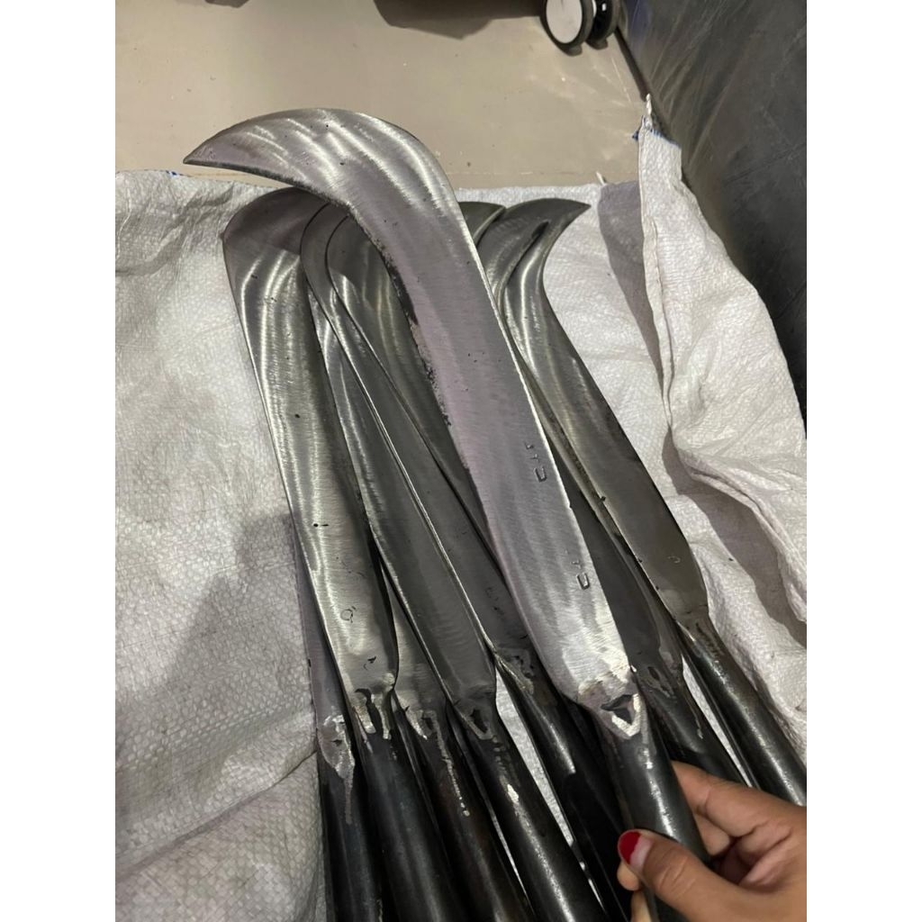 Ndorit Baja Per Asli Sepuh Tua  - Sabit Rumput Super Tajam Grenda Putihan