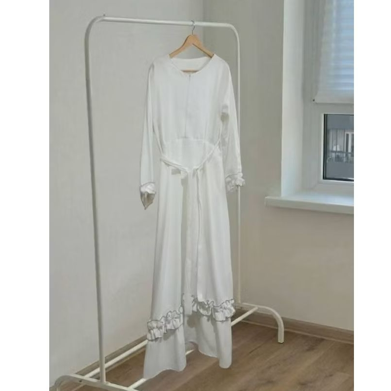 GAMIS PUTIH BAHAN MOSCREPE