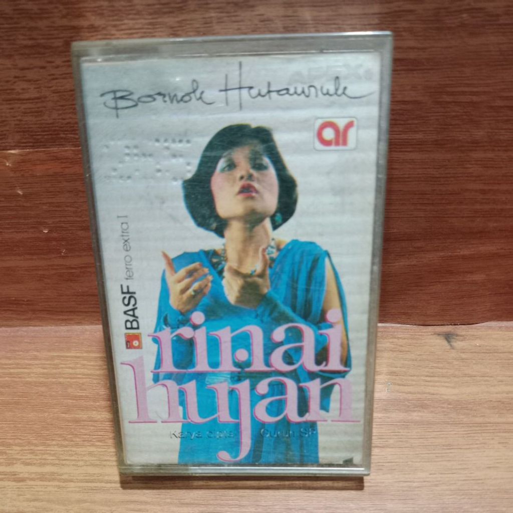 Kaset Bornok Hutauruk/Rinai hujan