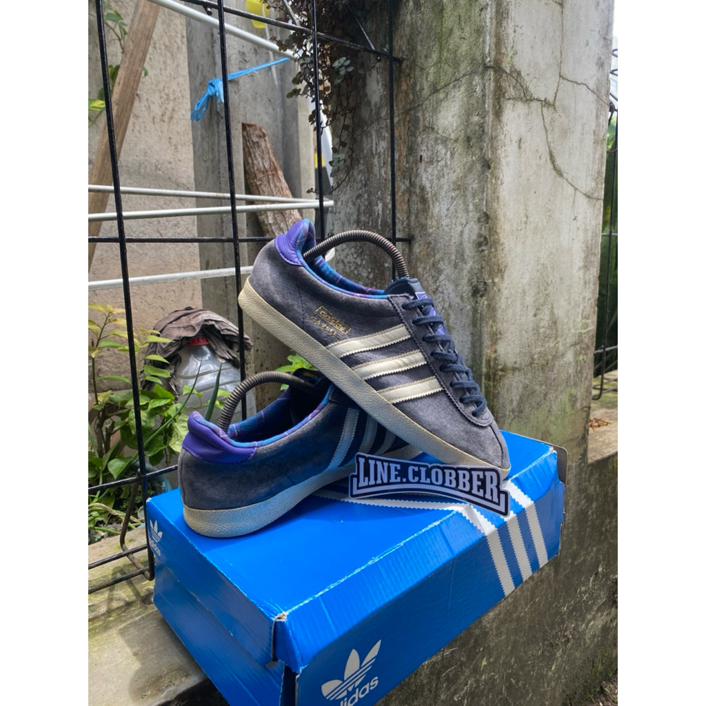 adidas gazelle og navy