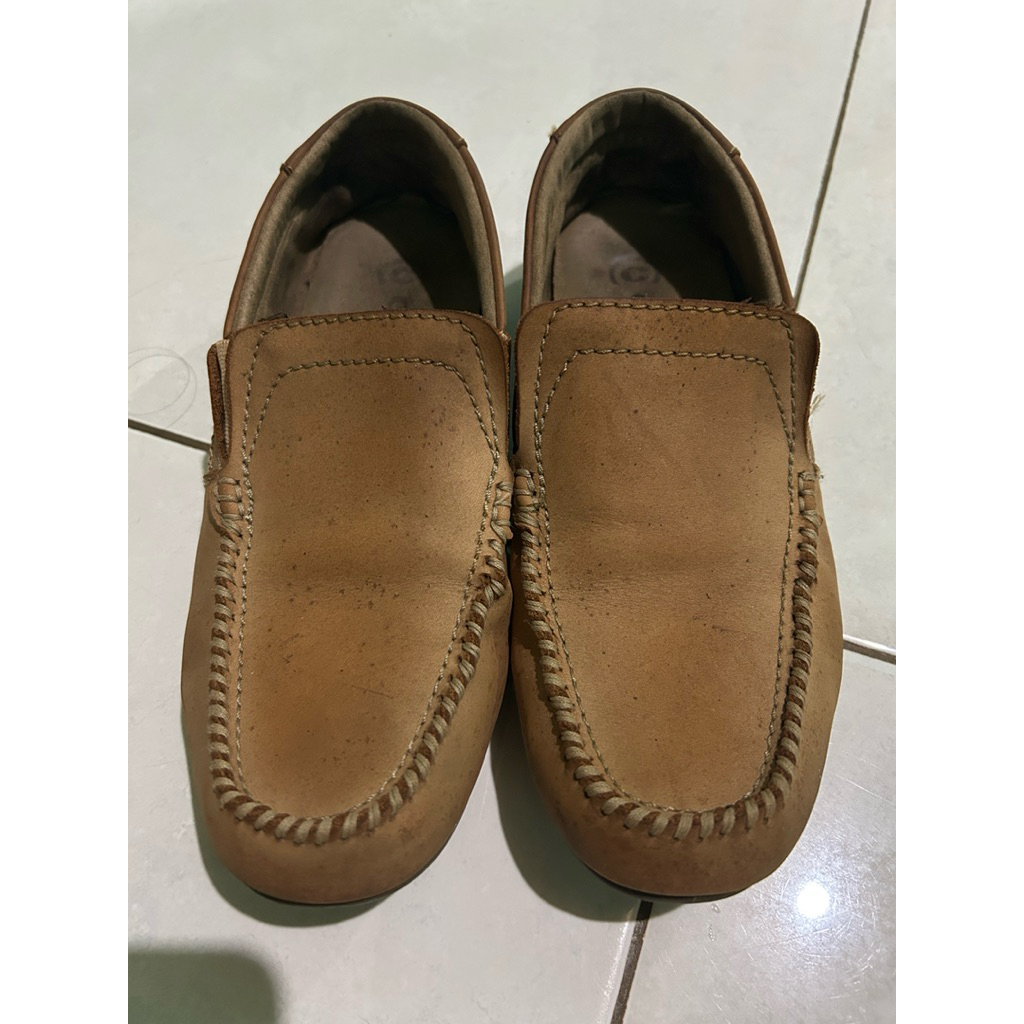 Sepatu Kulit Pria merk Chamois