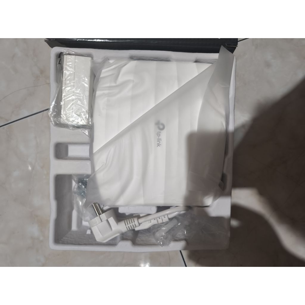 TPlink Omada EAP 110 Celling Mount Acces Point