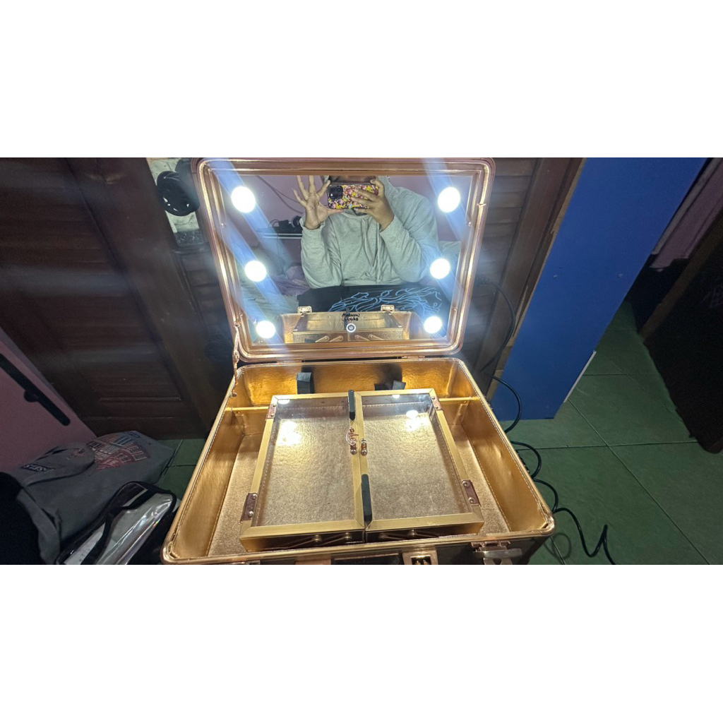 Masami Shouko - Beauty Case 6 Lampu - Preloved