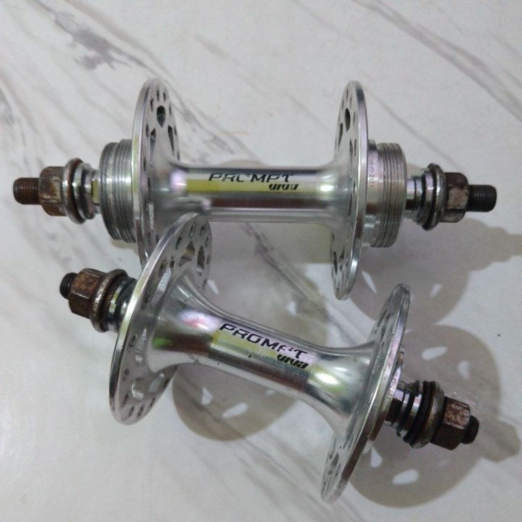 hub fixie prompt 36hole good condition